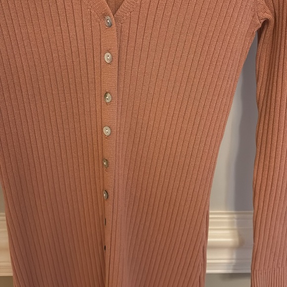 Ribbed V-Neck Button-Down Size small  Duster - Rust - Picture 4 of 4